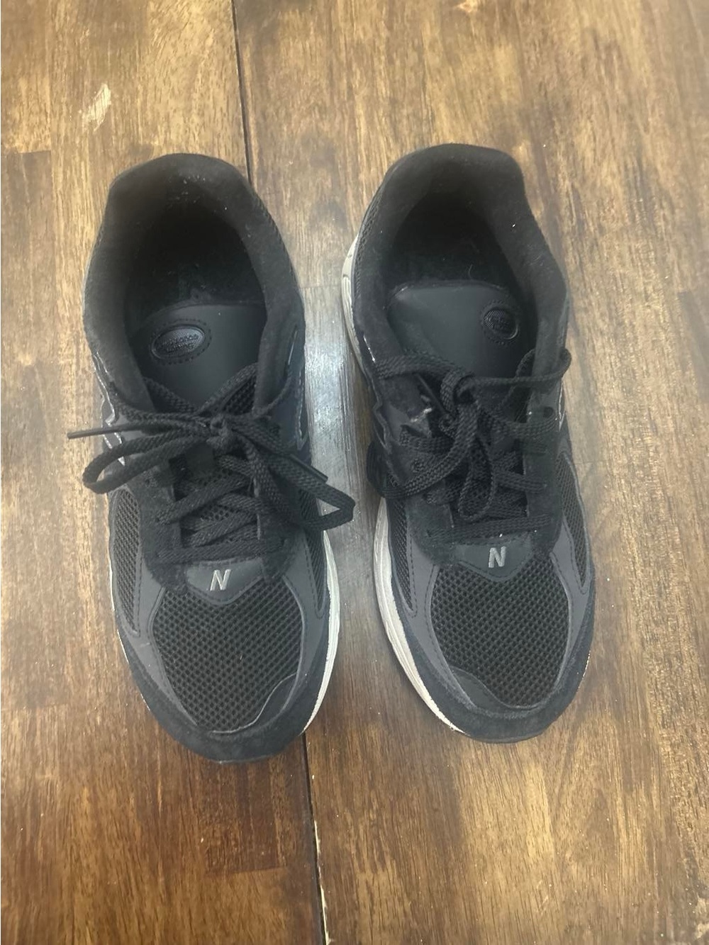 New Balance Black Women's Athletic Mesh Lace-Up Sneakers